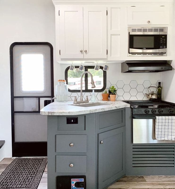 How to Paint RV Walls - Tips for painting your RV interior